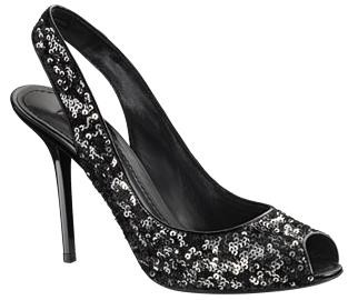 Precio:$167.000 Color negro /Lentejuelas bordadas /Tacón grabado con la firma LV /Taloneta acolchada para mayor comodidad /Suela de piel /Tacón de 10 cm