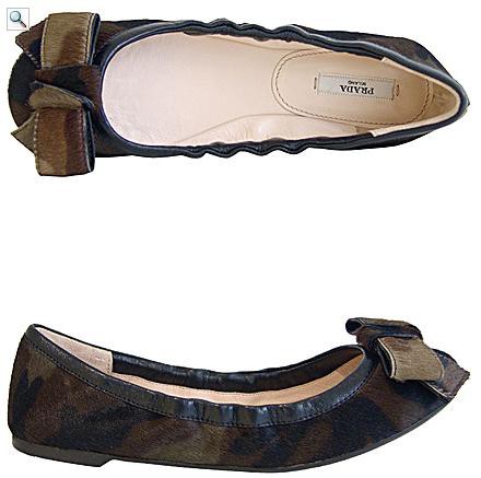 Precio:$109.00 Main color: Brown, Dark Brown, Blue, Black /Materials: Pony-hair Calf, Leather